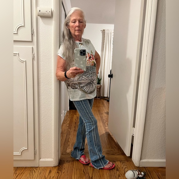 Meet your Posher, Stephie - Picture 11 of 11